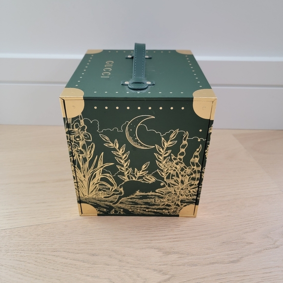 🖤GUCCI 2023 LUNAR NEW YEAR GIFT BOX - Picture 3 of 8